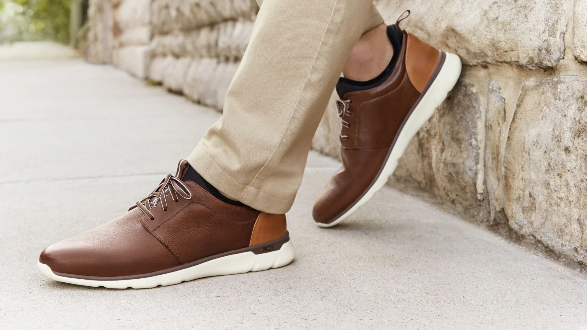 Johnston Murphy Store -Johnston Murphy Store logo